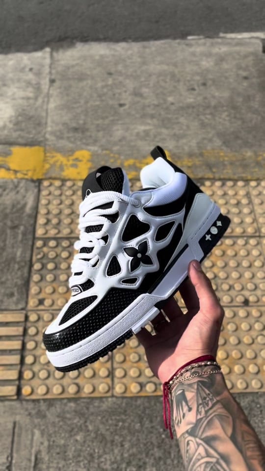 Post 4 by Real Store CR on TikTok (video)