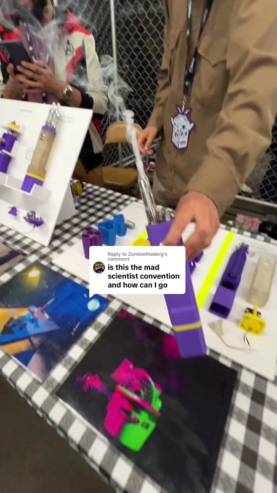 Post 7 by tiny - keycap maker on TikTok (video)