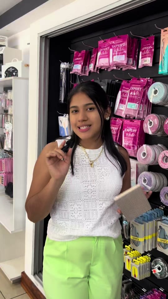 Post 8 by Are Store CR on TikTok (video)