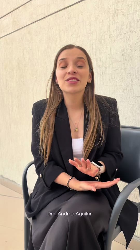 Post 2 by Dra Andrea Aguilar on TikTok (video)
