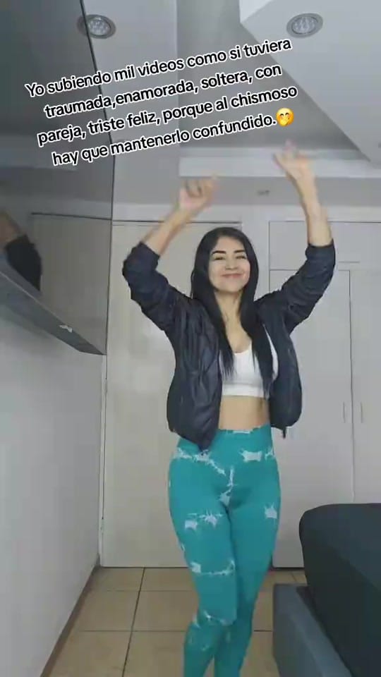 Post 3 by DRA.CUMBIAMBERA on TikTok (video)