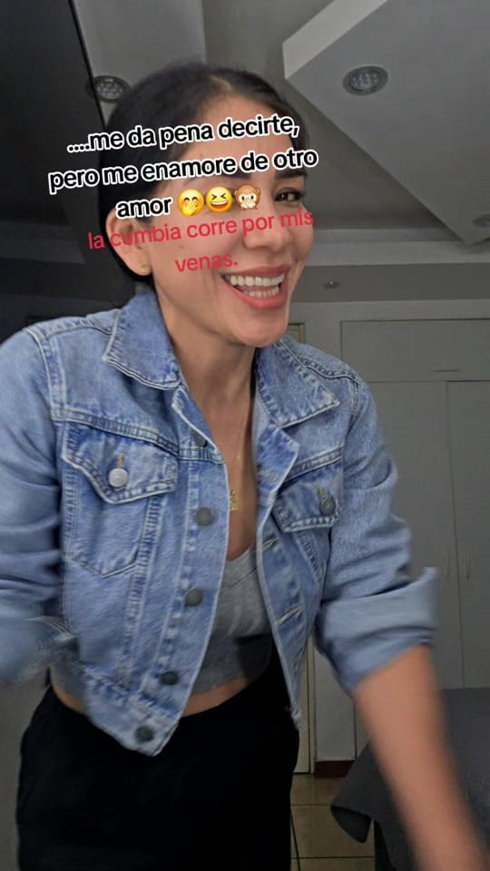 Post 1 by DRA.CUMBIAMBERA on TikTok (video)
