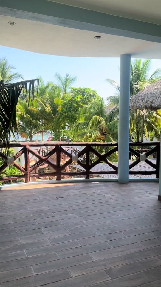 Post 7 by Chalet “Casa del pulpo” on TikTok (video)