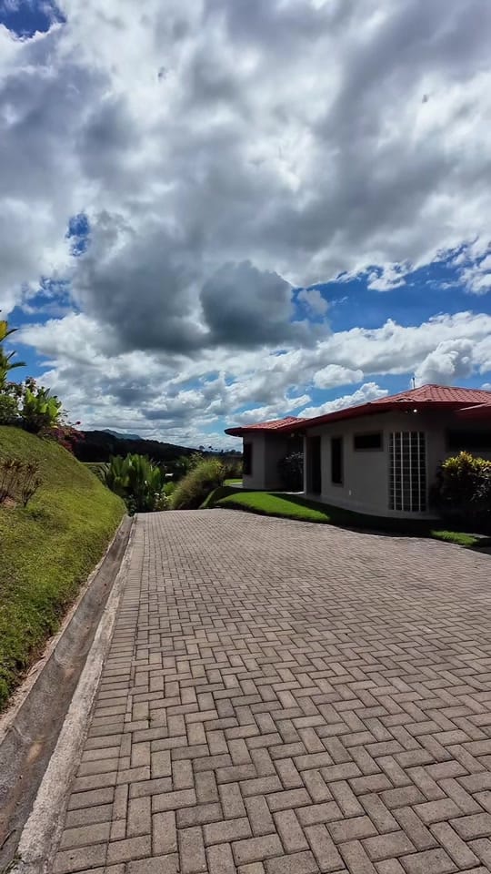 Post 9 by Osa Tropical Properties C.R on TikTok (video)