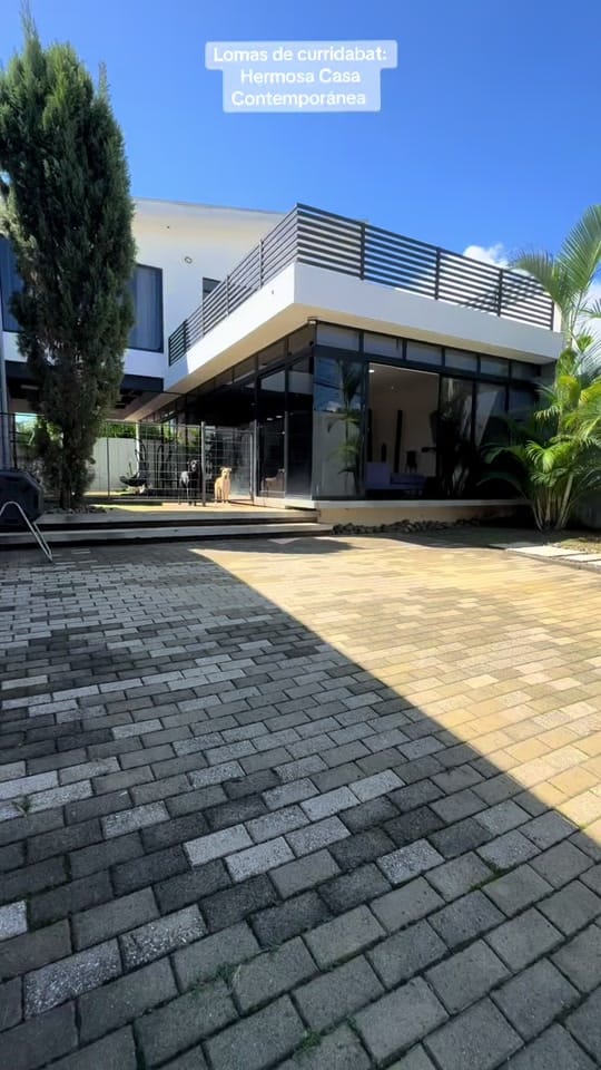Post 2 by curridabat3riosterraquea on TikTok (video)