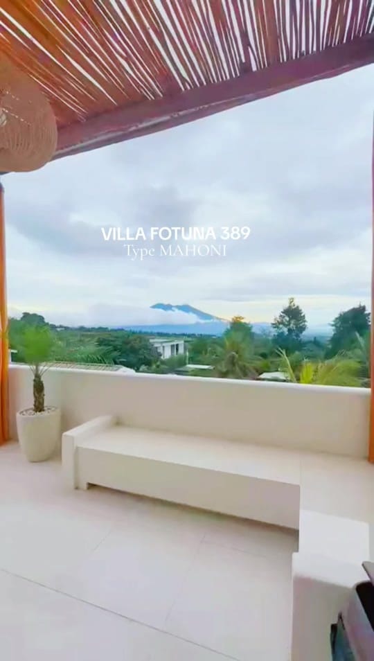Post 5 by villa fortuna on TikTok (video)
