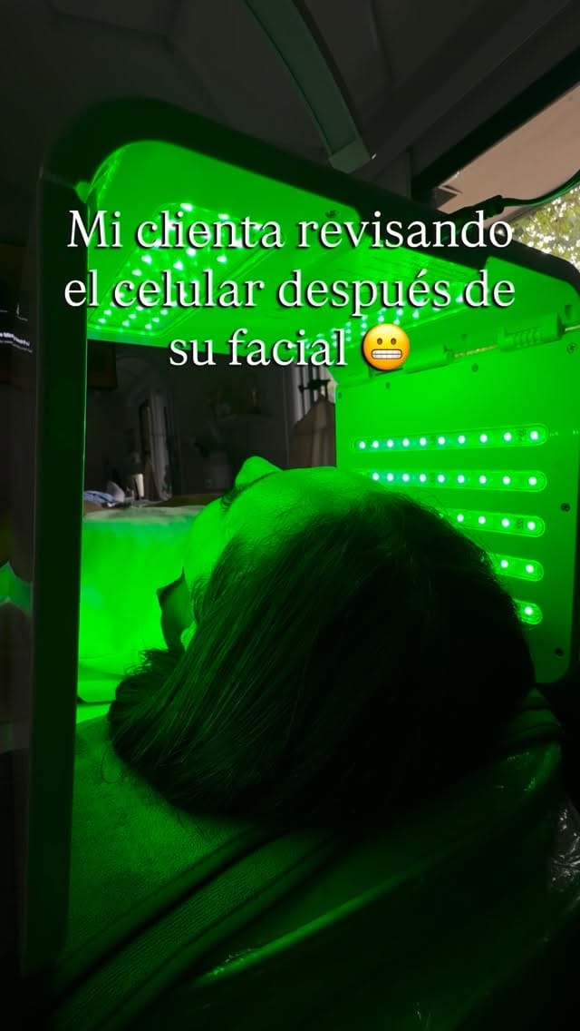 Post 6 by Alexander Medina | Depilación Láser & Estética on Instagram (video)
