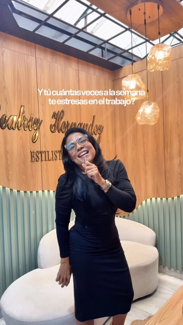 Post 1 by Beatriz hernandez peluqueria on Instagram (video)
