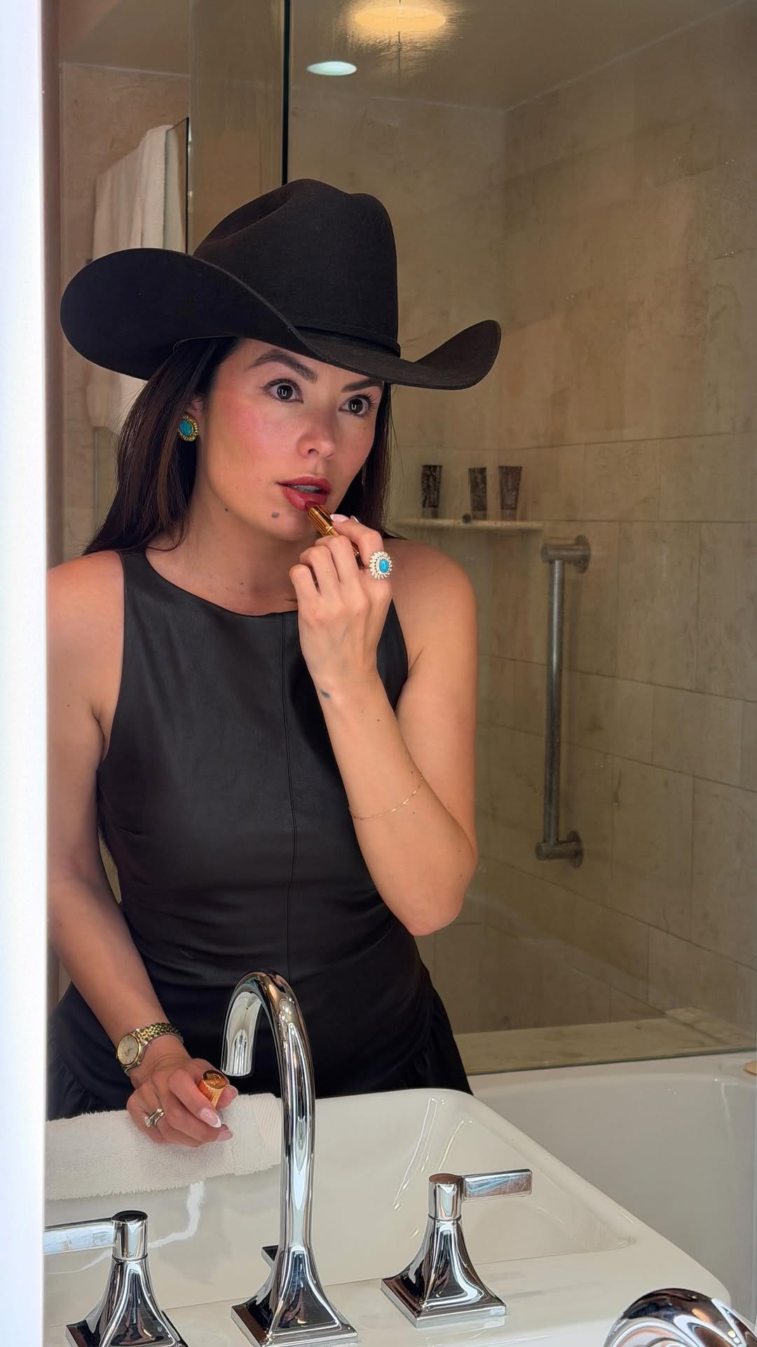 Post 5 by Roxy Limon on Instagram (video)