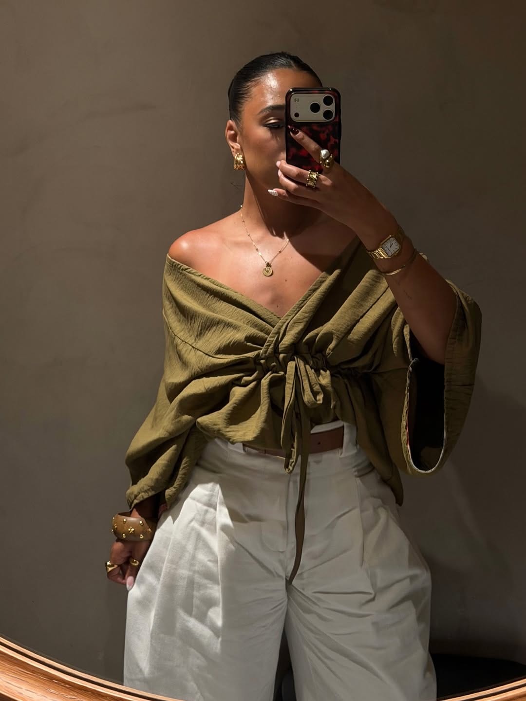 Post 9 by Ms Paula Bee on Instagram (carousel)
