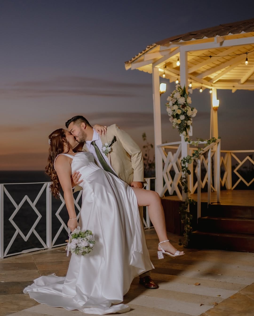 Post 8 by Wedding Photographer in Costa Rica on Instagram (carousel)