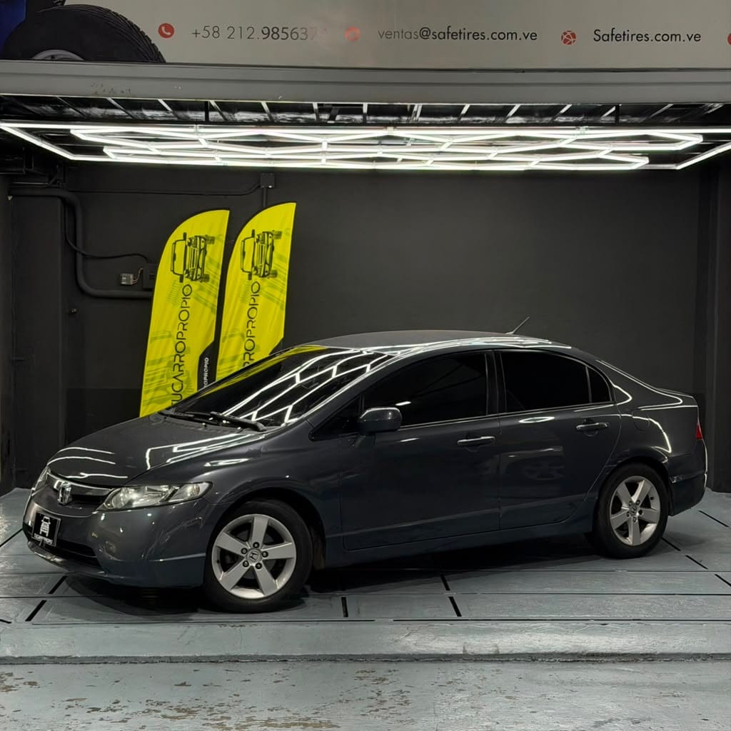 Post 8 by TU CARRO PROPIO on Instagram (carousel)