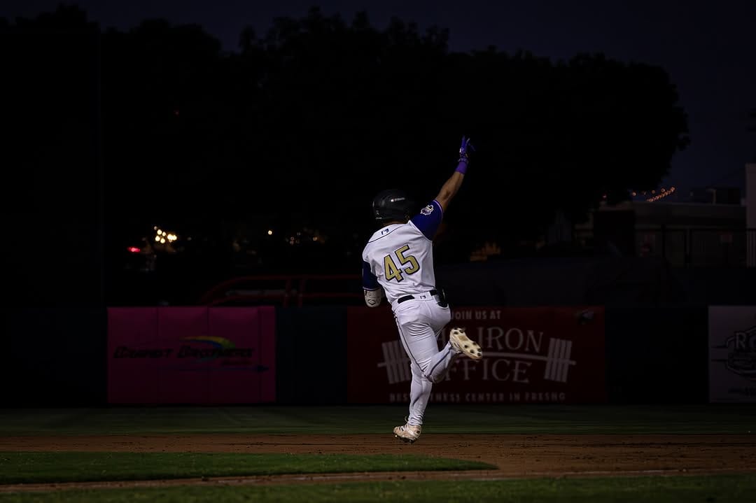 Post 5 by Alan Espinal on Instagram (carousel)