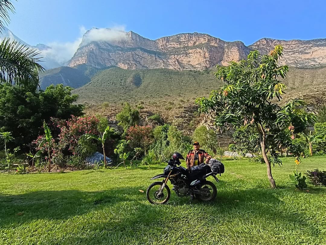 Post 6 by Lalo RE on Instagram (carousel)
