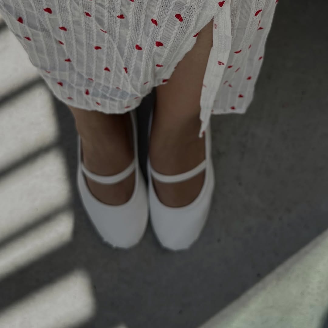 Post 6 by LILIANA SALDANA on Instagram (image)