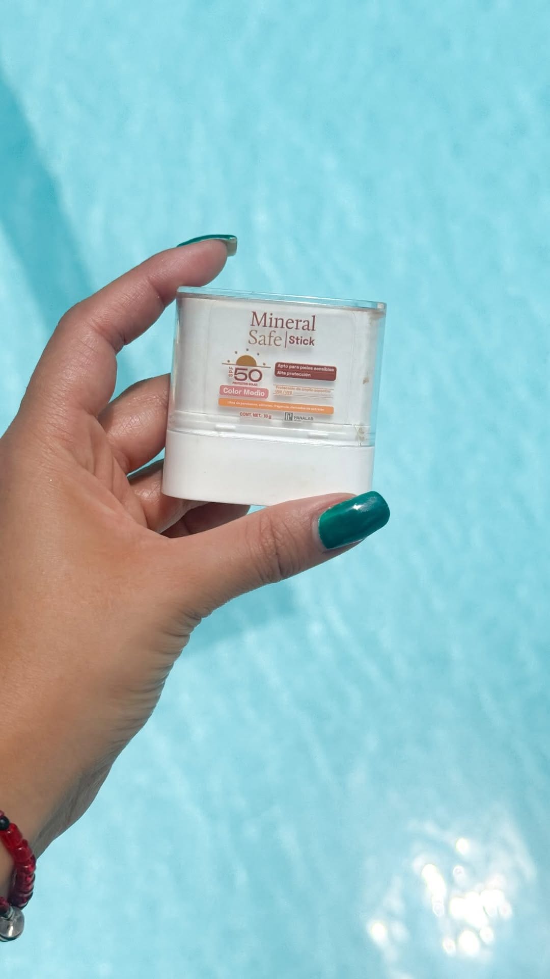 Post 1 by DANIELA      / Skincare Lover on Instagram (video)