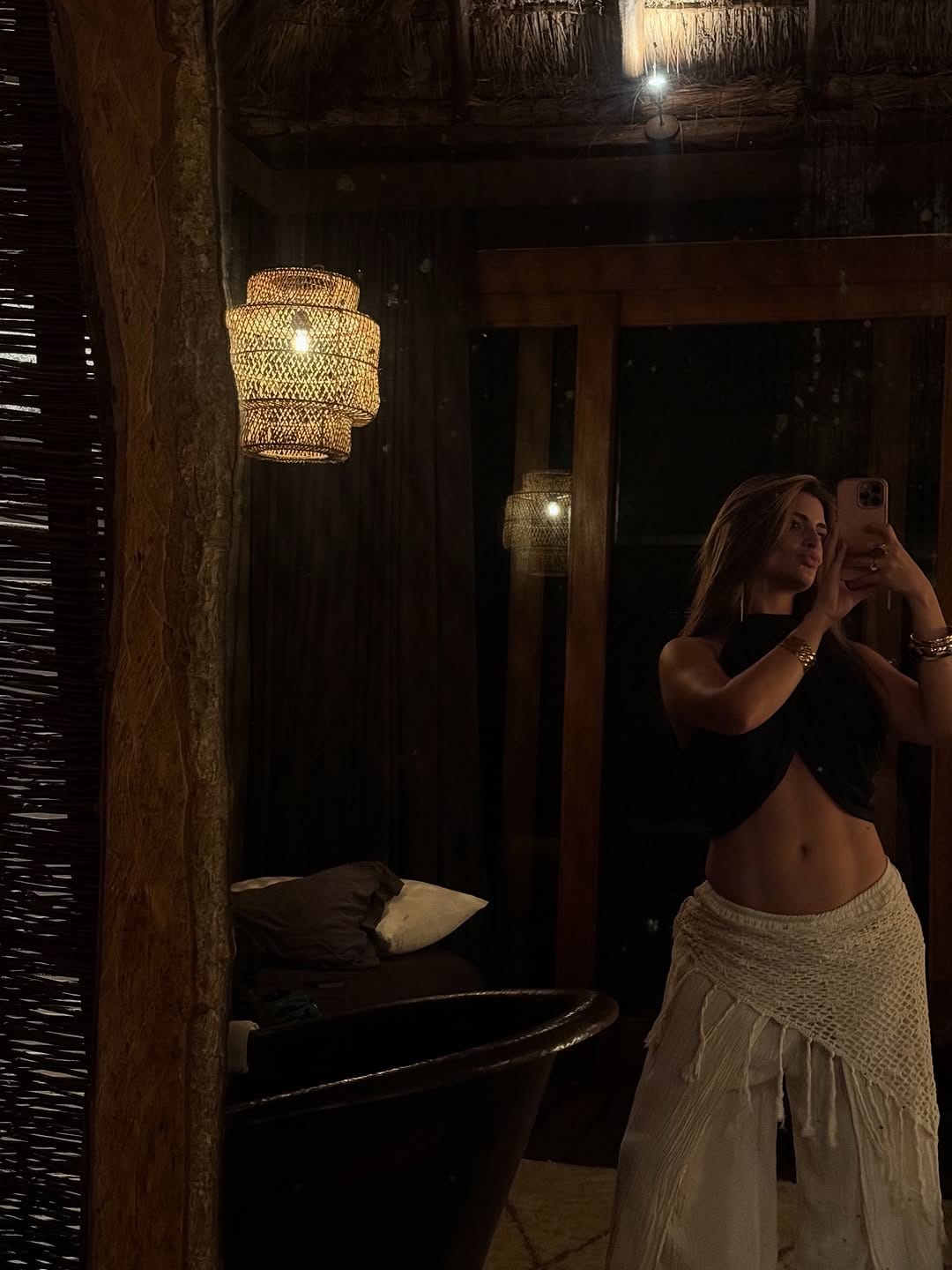 Post 4 by J U L I  A on Instagram (carousel)