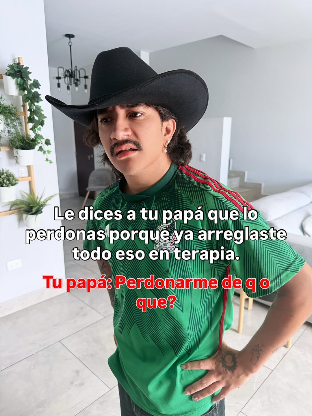 Post 6 by Mario Aguilar on Instagram (image)