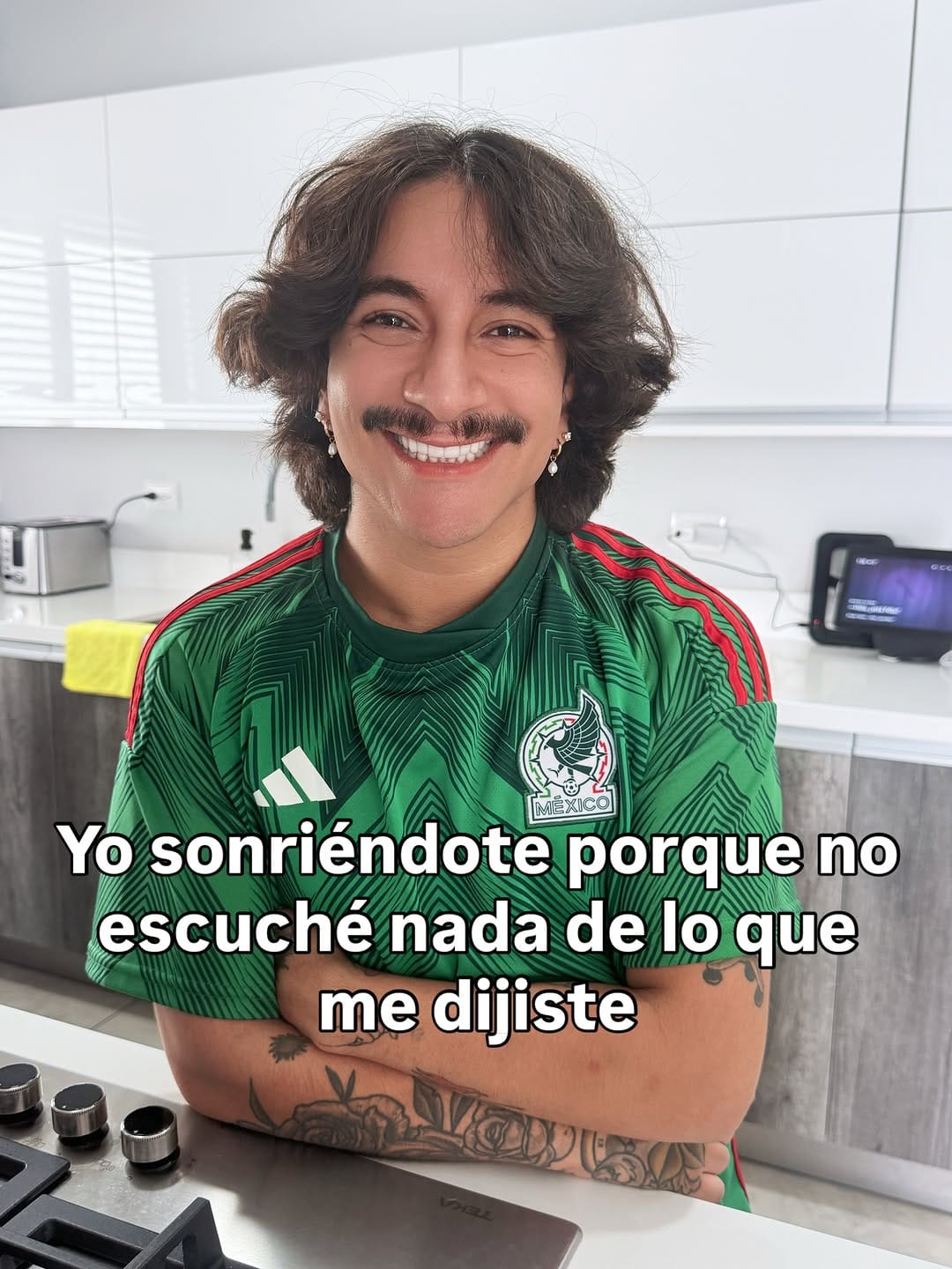Post 4 by Mario Aguilar on Instagram (image)