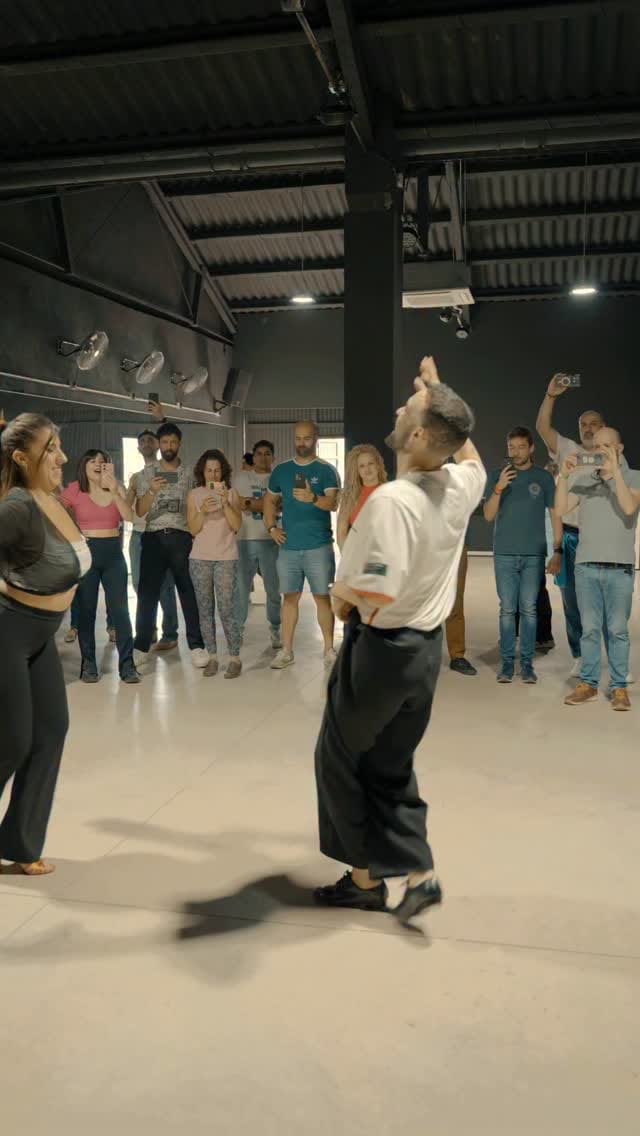 Post 9 by Fran Montero Dale Mambo on Instagram (video)