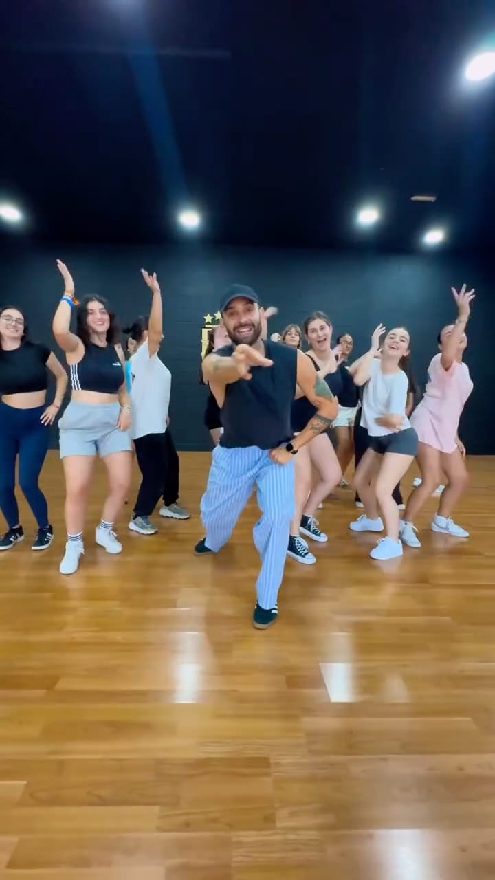 Post 3 by Fran Montero Dale Mambo on Instagram (video)