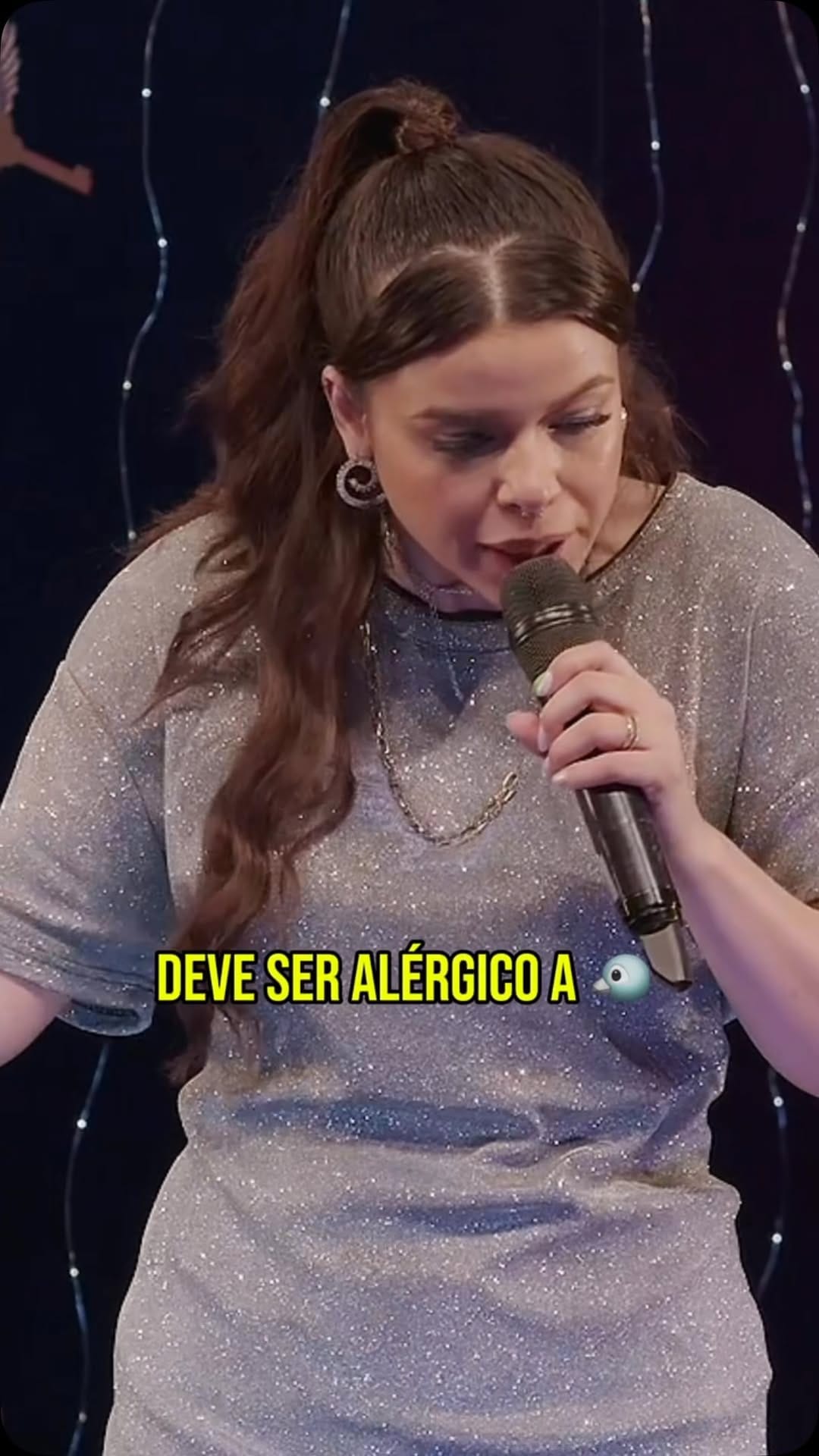 Post 8 by Fernanda Arantes on Instagram (video)