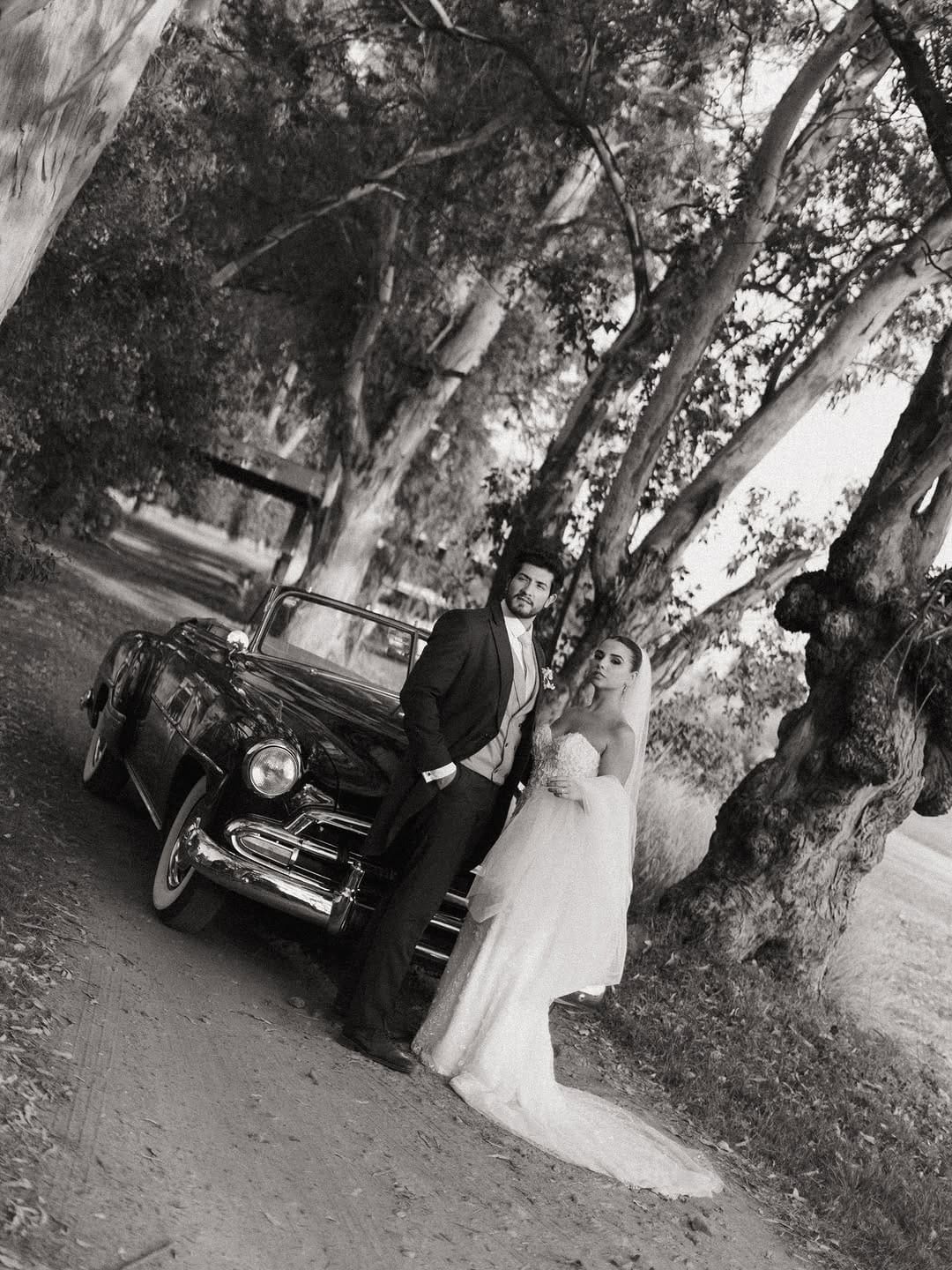 Post 3 by Evan Hernandez— Wedding Photographer on Instagram (carousel)