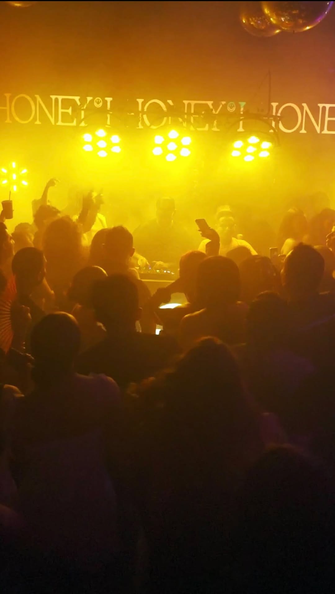 Post 2 by DETREYO on Instagram (video)