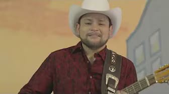 Post 1 by KWIN NORTEÑAS on YouTube (video)