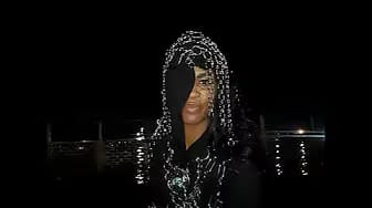 Post 2 by Vestigiosdeluna on YouTube (video)
