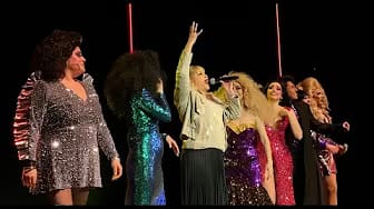 Post 1 by Rocío Banquells Oficial on YouTube (video)