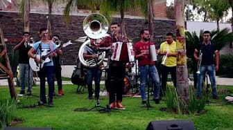 Post 1 by Norteño 4.5 on YouTube (video)