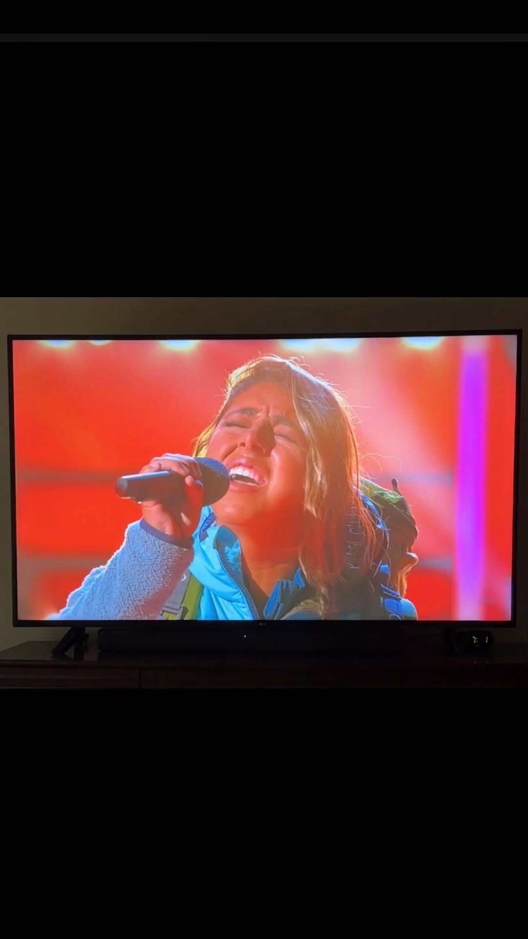 Post 8 by Emma Negrete on Instagram (video)