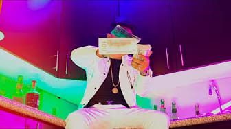 Post 1 by Alto Linaje Oficial on YouTube (video)