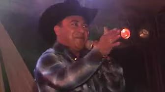 Post 9 by Los Aventureros La Leyenda Fausto Goméz on YouTube (video)