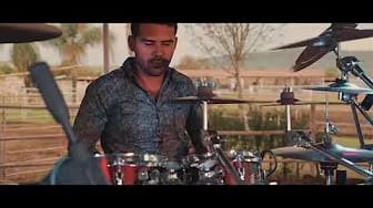 Post 4 by ChuyZuñigaOficial on YouTube (video)