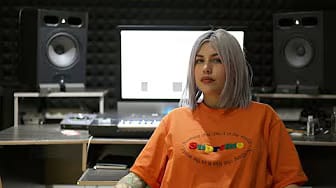 Post 6 by Jessica Audiffred on YouTube (video)