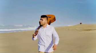 Post 2 by CARLOS MERLOS on YouTube (video)