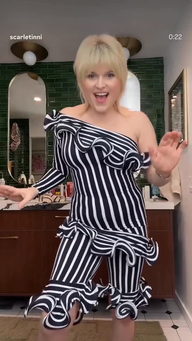 Post 10 by Naomi Tarazi on Instagram (video)