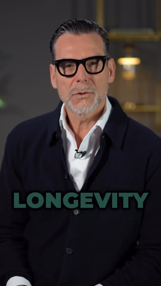 Post 8 by Dr. Harry König on Instagram (video)