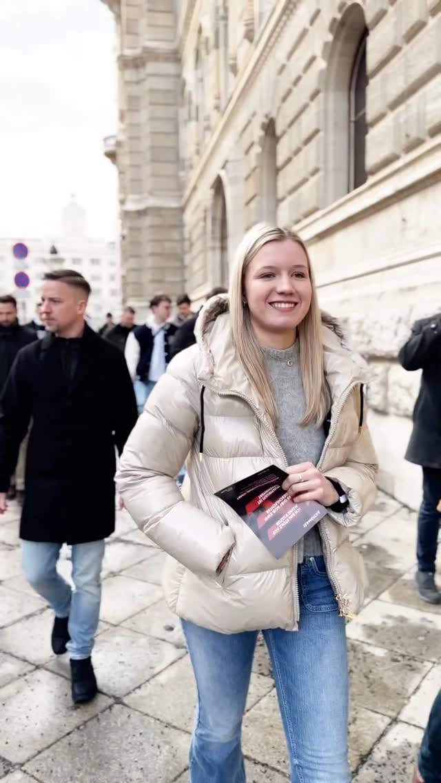 Post 7 by eingollan on Instagram (video)