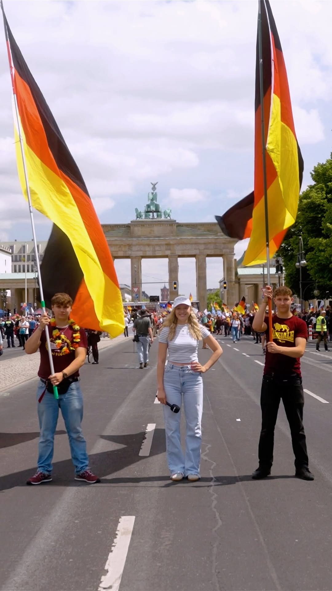 Post 6 by eingollan on Instagram (video)