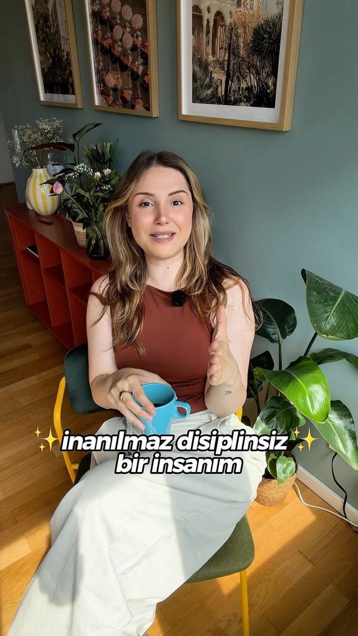 Post 6 by Ayse Eser on Instagram (video)