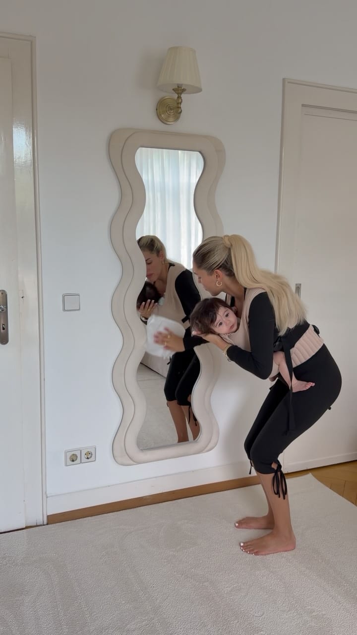 Post 2 by ᴅᴏʀᴇꜱᴀ✨ on Instagram (video)