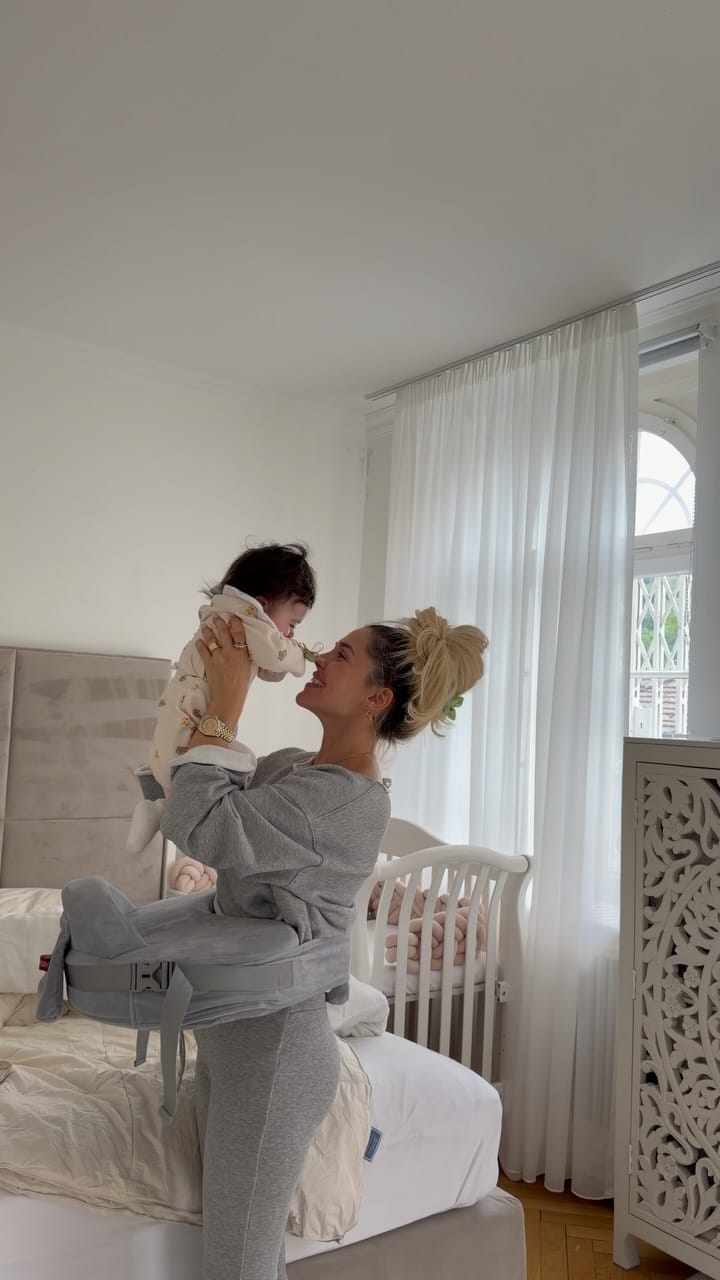 Post 3 by ᴅᴏʀᴇꜱᴀ✨ on Instagram (video)