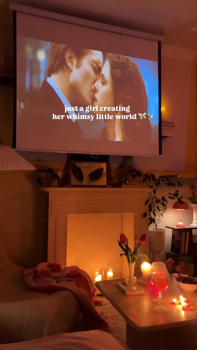 Post 8 by Yasmin on Instagram (video)