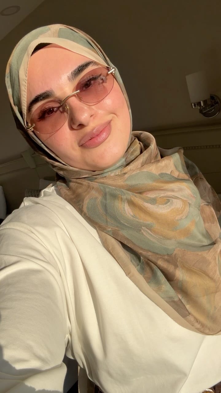 Post 8 by Canan Karakaya on Instagram (video)