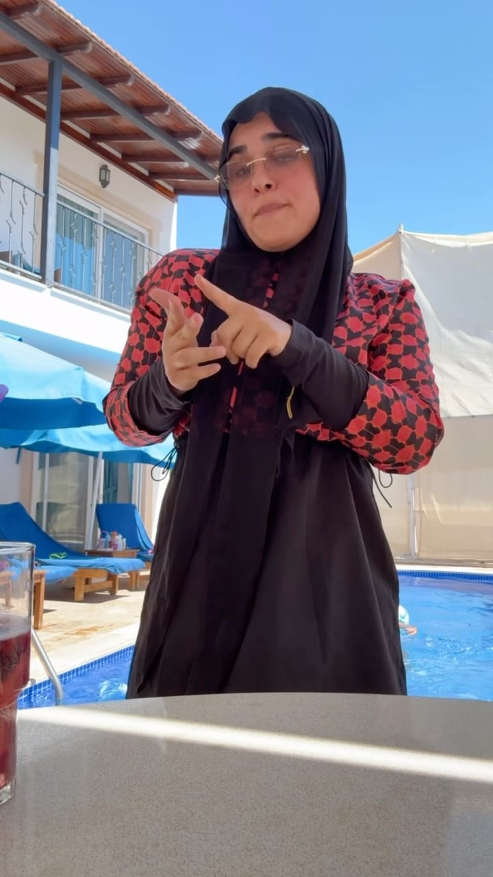Post 1 by Canan Karakaya on Instagram (video)
