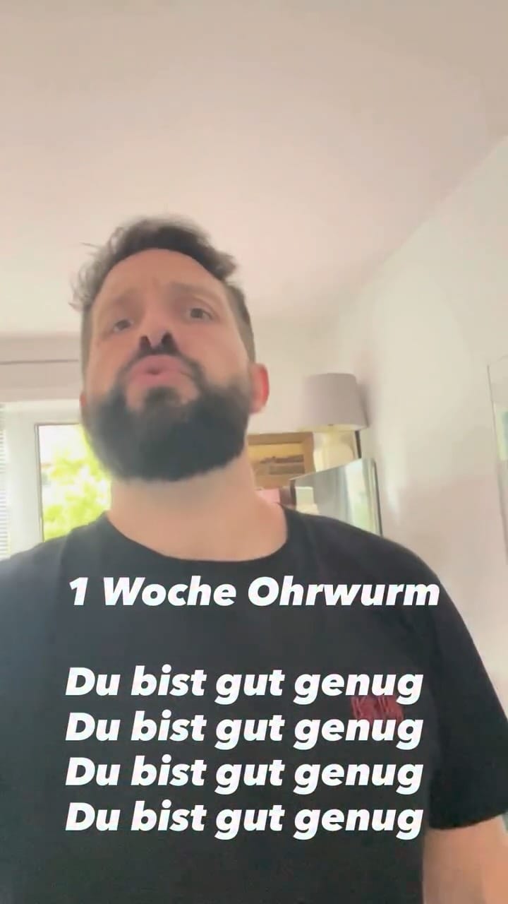 Post 4 by Manfred Karácsonyi on Instagram (video)