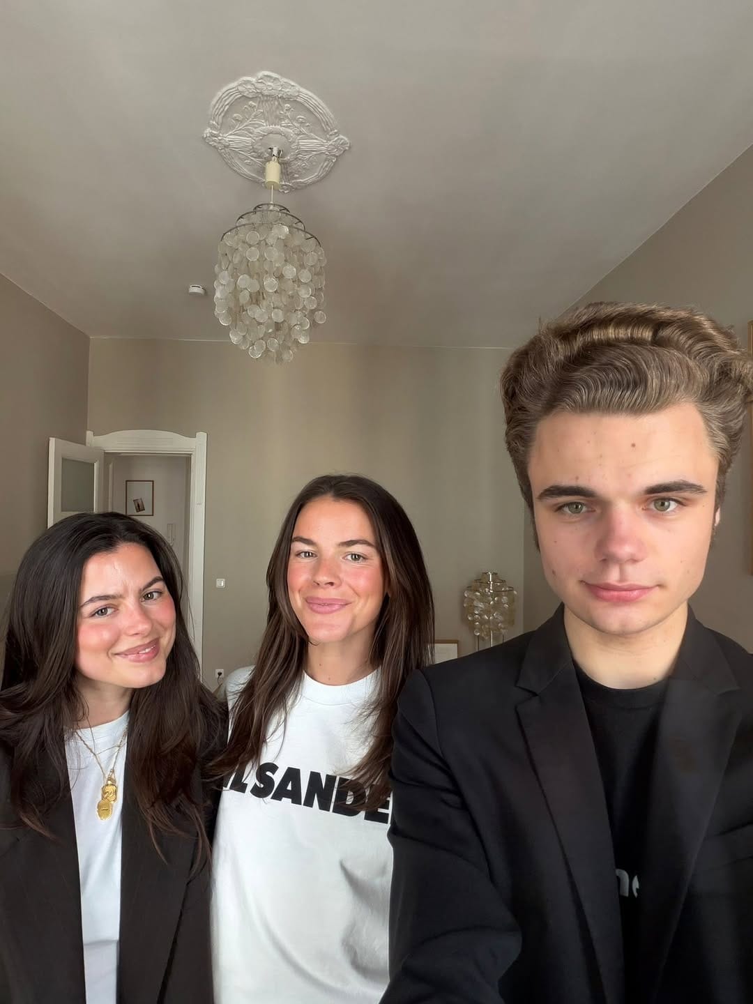 Post 3 by LILLI LÜPERTZ on Instagram (image)